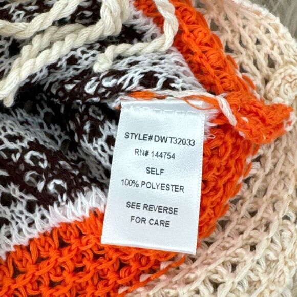 NWT Davi & Dani crocheted crop top size medium - Picture 5 of 7